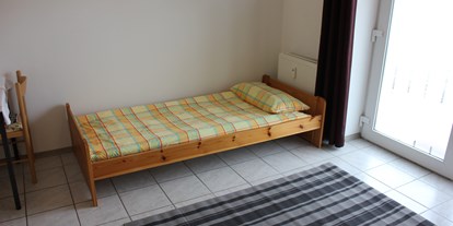 Monteurwohnung - Badezimmer: eigenes Bad - PLZ 31224 (Deutschland) - Lea´s Inn