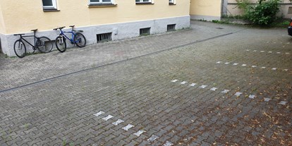 Monteurwohnung - Küche: Gemeinschaftsküche - Augsburg Oberhausen - Parkplatz2 - Monteurheimat24/7