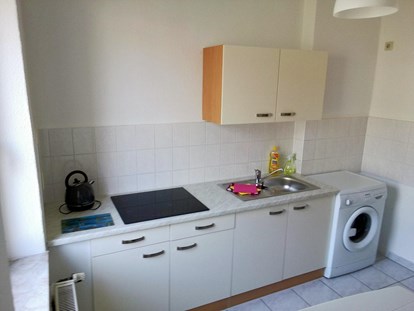 Monteurwohnung - Küche: eigene Küche - Schkeuditz - Beispiel - Monteurzimmer-Merseburg