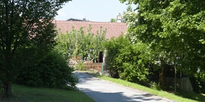 Monteurwohnung - Einzelbetten - Weinviertel - Zufahrt Haus - Landhaus Nitsch