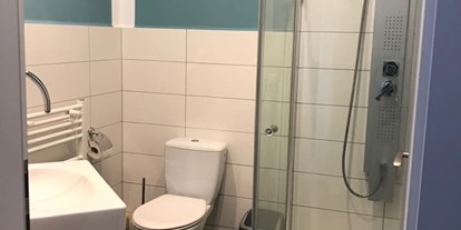 Monteurwohnung - Badezimmer: Gemeinschaftsbad - PLZ 25566 (Deutschland) - ALC Zimmervermietung