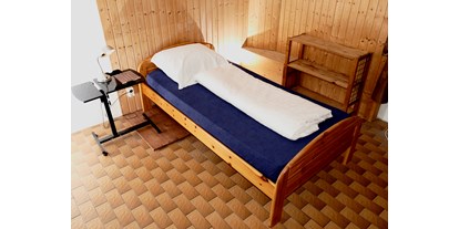 Monteurwohnung - Kühlschrank - Muggensturm Gaggenau - Zimmer in Baden-Baden 