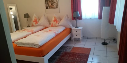 Monteurwohnung - Zimmertyp: Einzelzimmer - Emdthal - Bett - Obereigasse