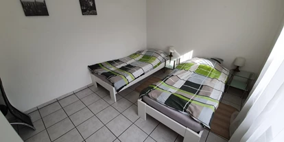 Monteurwohnung - Zimmertyp: Doppelzimmer - PLZ 4009 (Schweiz) - Schlafzimmer 2 - Ferienwohnung Patrizia