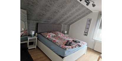 Monteurwohnung - Zimmertyp: Doppelzimmer - Cuxhaven Cuxhaven - Schlafzimmer - Fewo Heimathafen