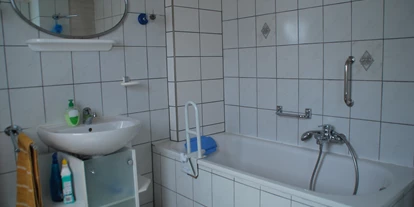 Monteurwohnung - Zimmertyp: Einzelzimmer - Zellingen - Badewanne,  - Schlafen wie Zuhause