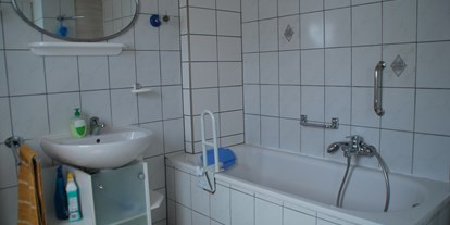 Monteurwohnung - Zimmertyp: Doppelzimmer - Eisingen (Landkreis Würzburg) - Badewanne,  - Schlafen wie Zuhause