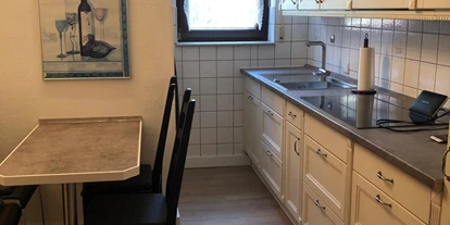 Monteurwohnung - Badezimmer: eigenes Bad - Söhrewald - Die wunderschöne Küche - Zum Langenberg