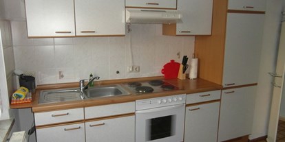 Monteurwohnung - PLZ 07407 (Deutschland) - Küche der Monteurwohnung im Haus Patze - Monteurzimmer Haus Patze