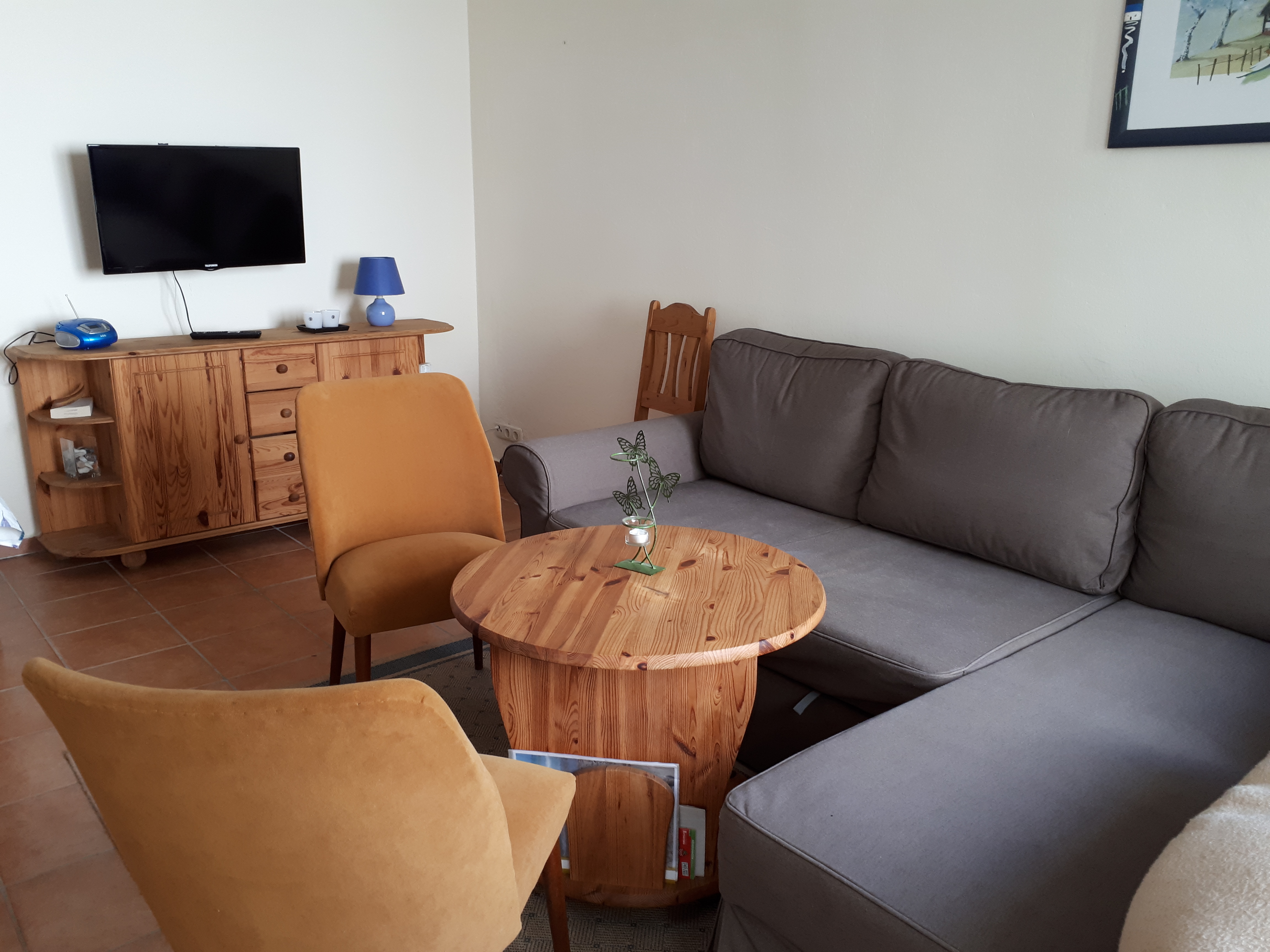 Monteurzimmer - Wohnzimmer - Bungalow Kimi