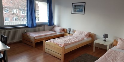 Monteurwohnung - Einzelbetten - Helsa - Monteurzimmer Ferienwohnung Kassel Zentrum