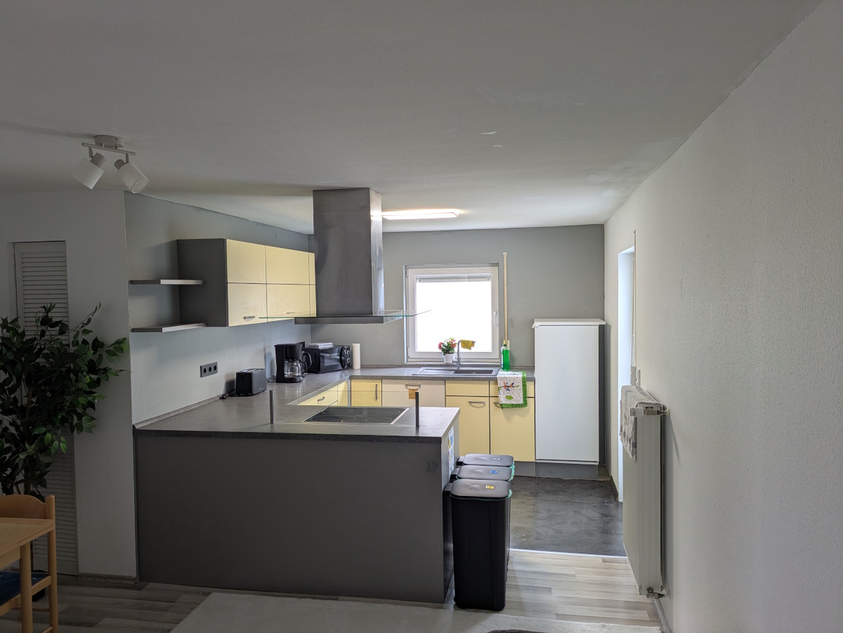 Monteurwohnung: Küche - MZV-Seibold