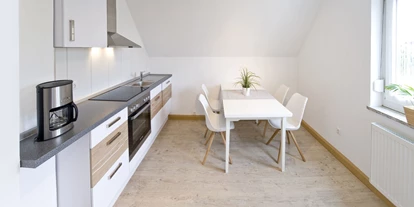 Monteurwohnung - Küche: eigene Küche - Wenzenbach - Ferienhaus mit 2 separaten 2 Zimmer Wohnungen und Stellplatz