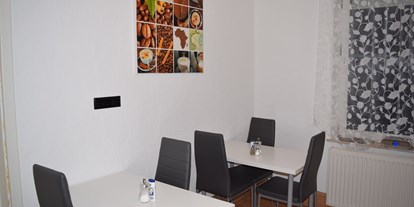 Monteurwohnung - Küche: Gemeinschaftsküche - Vechta - Essecke - RoomRental-Zimmervermietung