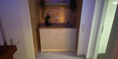 Monteurwohnung - Kühlschrank - PLZ 35460 (Deutschland) - Apartment zur Alleinnutzung