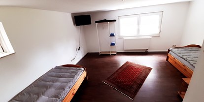 Monteurwohnung - Art der Unterkunft: Ferienwohnung - Ebergötzen - Schlafzimmer im EG, Nr. 1 - Ferienhaus Am Hemkeberg