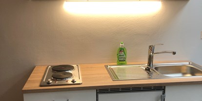 Monteurwohnung - Küche: eigene Küche - Südtirol - Bozen - Zimmer mit 3 Betten in Bozen (Südtirol)