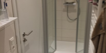 Monteurwohnung - Badezimmer: Gemeinschaftsbad - Lüneburger Heide - Gästezimmer Hencke