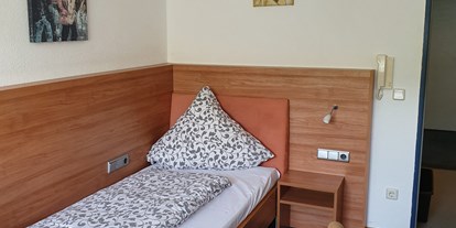 Monteurwohnung - Zimmertyp: Einzelzimmer - PLZ 32832 (Deutschland) - Einzelzimmer - Gaby Rulle