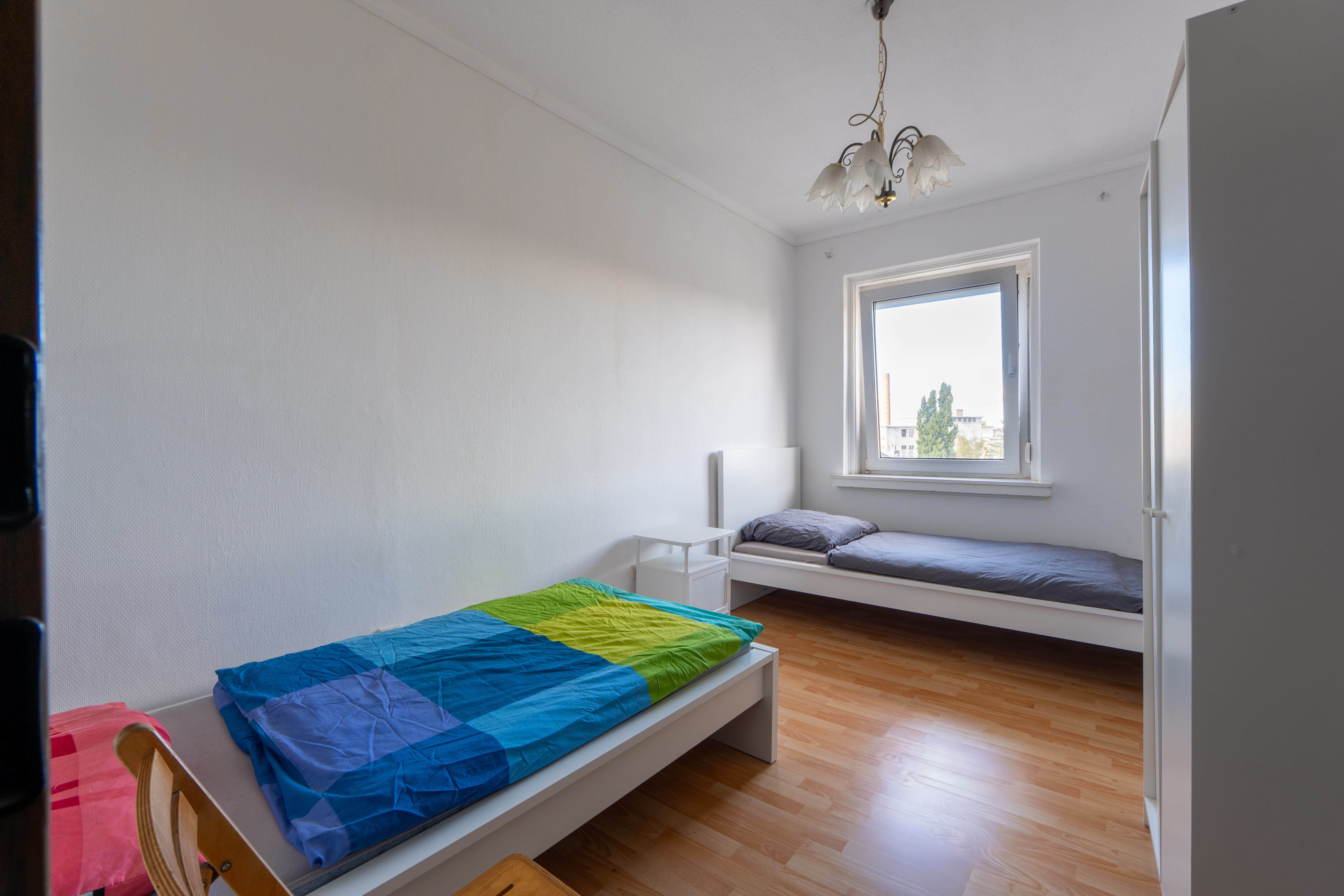 Monteurzimmer - 2-Einzelbett Schlafzimmer - Geräumige 3-Zimmer-Wohnung