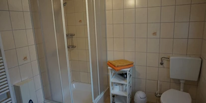Monteurwohnung - Zimmertyp: Doppelzimmer - Pretschen - Bad Nr. 3 - Spreewaldfrosch