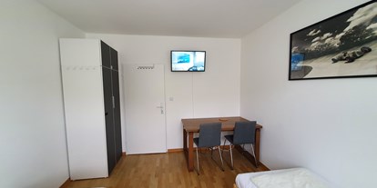 Monteurwohnung - TV - Schwechat - Arbeiter-& Monteurunterkunft im Bezirk Mödling 