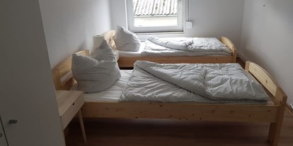 Monteurwohnung - Zimmertyp: Doppelzimmer - Knüllwald - Monteurzimmer Silbersee Sonne bis zu 16 Personen, also speak polish