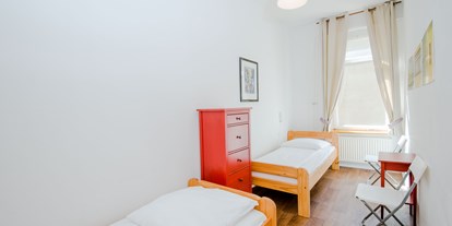 Monteurwohnung - Art der Unterkunft: Gästezimmer - PLZ 13403 (Deutschland) - Ab 29€ annabanana Hostel 5 min Alexanderplatz 
