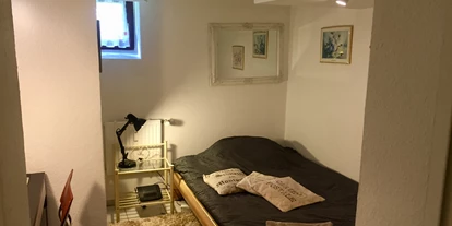 Monteurwohnung - Badezimmer: eigenes Bad - Delmenhorst - Ferienwohnung1 Schlafzimmer 2 - Haus Silke