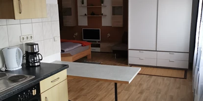 Monteurwohnung - Zimmertyp: Doppelzimmer - PLZ 04668 (Deutschland) - Komplett ausgestattete Küche - Grimma 