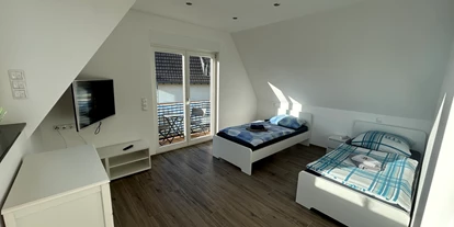 Monteurwohnung - Zimmertyp: Doppelzimmer - Vettelschoß - Schlafraum Haus Monteurglück - Monteur-/Ferienwohnungen Meng nahe Bonn mit Top Ausstattung