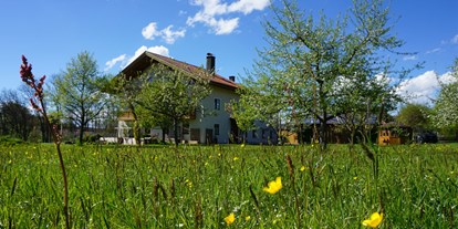 Monteurwohnung - Kühlschrank - Trostberg - Ferienwohnungen und Apartments bei Traunstein - Ferienwohnungen und Apartments Zunhammer