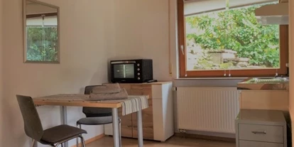 Monteurwohnung - Waschmaschine - Stuttgart / Kurpfalz / Odenwald ... - Einzelzimmer mit Küchenzeile - Mainhardter Wald Haus Geiger