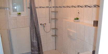 Monteurwohnung - Zimmertyp: Doppelzimmer - Balesfeld - Ferienwohnung Thiel, Neidenbach nähe Bitburg 
