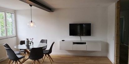 Monteurwohnung - Zimmertyp: Einzelzimmer - Herschbach - Wohnzimmer Ferienwohnung Stadtblick - Storch Appertements