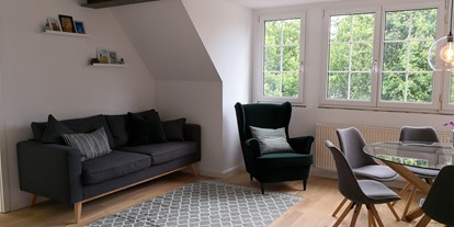 Monteurwohnung - Zimmertyp: Einzelzimmer - Rothenbach - Wohnzimmer Ferienwohnung Stadtblick - Storch Appertements