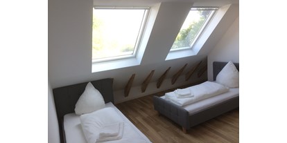 Monteurwohnung - Zimmertyp: Mehrbettzimmer - Astert - Schlafzimmer Ferienwohnung Stadtblick - Storch Appertements