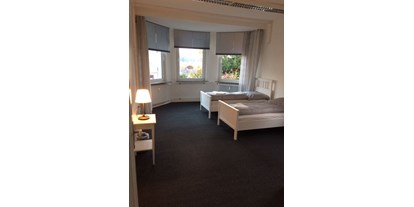Monteurwohnung - WLAN - PLZ 57612 (Deutschland) - Schlafzimmerzimmer Ferienwohnung Stadtvilla - Storch Appertements