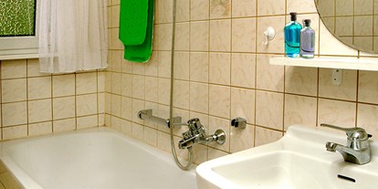 Monteurwohnung - Badezimmer: eigenes Bad - Niedersachsen - Haus Templin in Osterode am Harz