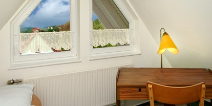 Monteurwohnung - TV - PLZ 38709 (Deutschland) - das hübsche Dachzimmer - Haus Templin in Osterode am Harz