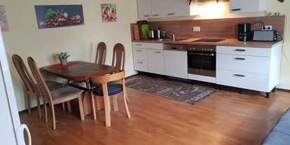 Monteurwohnung - Küche: eigene Küche - Apartmenthaus