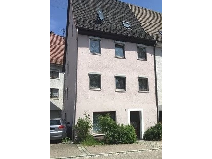 Monteurwohnung - Einzelbetten - Grömbach - Hausansicht - Nicole's Privatzimmer Vermietung