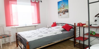 Monteurwohnung - Zimmertyp: Doppelzimmer - Neuental - Einzelzimmer - Monteurzimmer @ Rock Bar