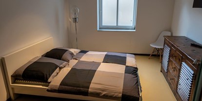 Monteurwohnung - Zimmertyp: Einzelzimmer - PLZ 95183 (Deutschland) - Ruhige Ferienwohnung mitten im Zentrum 