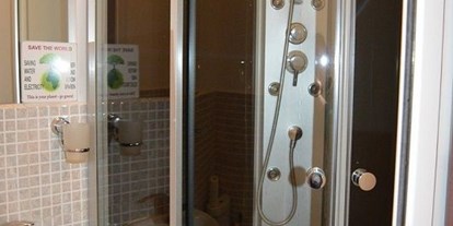 Monteurwohnung - Küche: Gemeinschaftsküche - PLZ 69181 (Deutschland) - Bad in jedem Zimmer - Haus Baron Mannheim