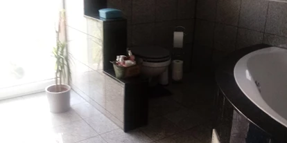 Monteurwohnung - Zimmertyp: Einzelzimmer - Saarlouis - Gemeinschaftsbad mit Dusche und Badewanne - Susanne