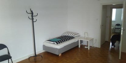 Monteurwohnung - Zimmertyp: Doppelzimmer - Thening - Super Lage - Linz/ Ebelsberg