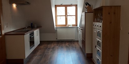 Monteurwohnung - Zimmertyp: Doppelzimmer - Küche - Ferienwohnung "Wohnglück" im Gasthaus "Zur Krone"