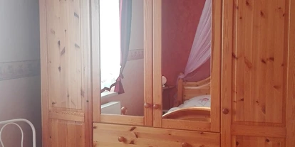 Monteurwohnung - Zimmertyp: Doppelzimmer - Dallgow-Döberitz - ruhiges Schlafzimmer - Ferienhaus Seerose