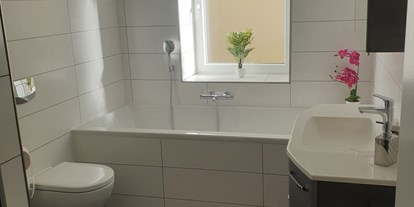 Monteurwohnung - Badezimmer: Gemeinschaftsbad - PLZ 37075 (Deutschland) - Haus Lea